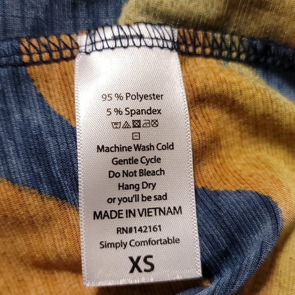 LulaRoe Irma top size XS Green/ orange EUC - Picture 5 of 6